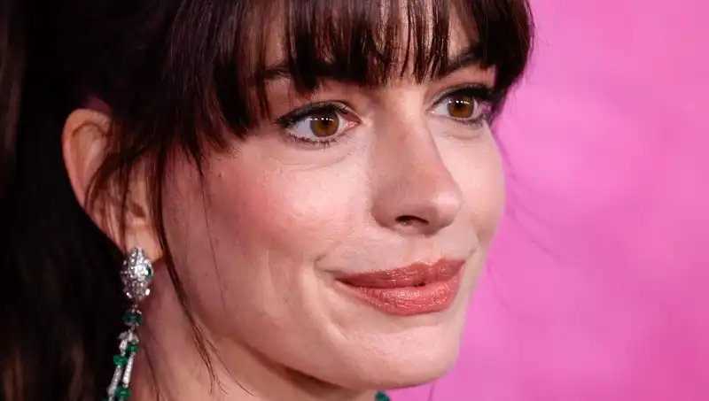 Hollywood'un Korkunç Estetik Trendi: Ölü İnsan Derisi Enjeksiyonları