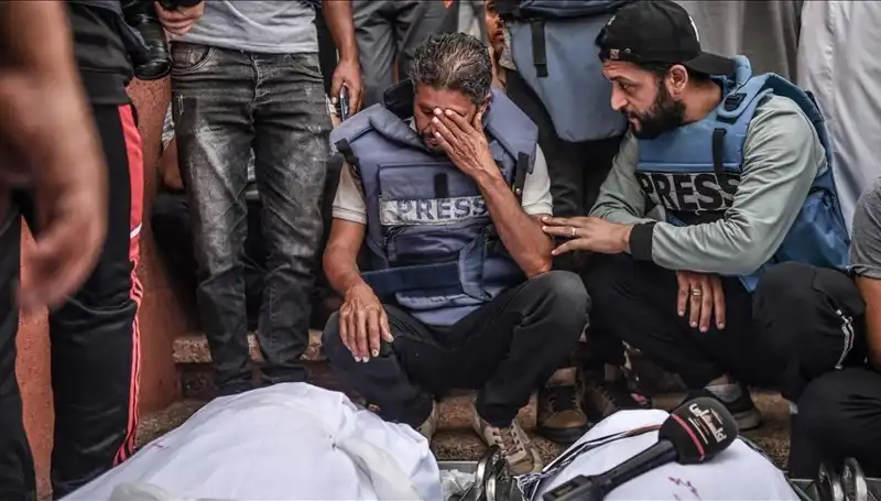 Gazze'deki Gazeteciler: Soykırıma Dikkat Çekmek İçin Haykırıyorlar