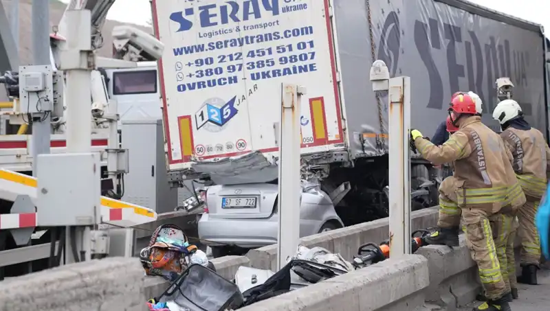 Bayram Tatilinde Trafikte Meydana Gelen 72 Ölüm, Ülkemizi Sarsıyor