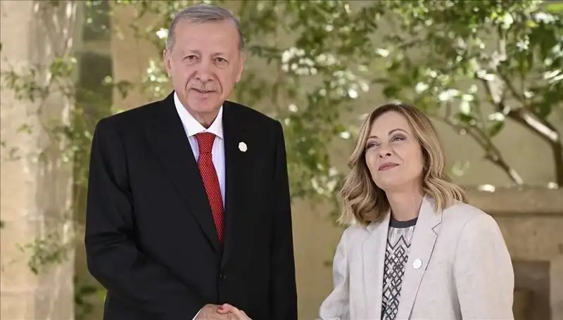 İstanbul'da Akdeniz Zirvesi: Erdoğan, İtalya ve Libya Liderleriyle Bir Araya Gelecek