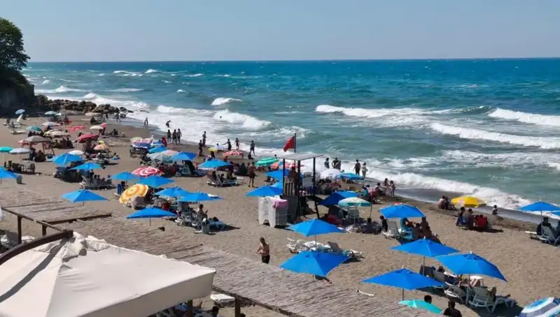 Akçakoca’da Deniz Yasakları: Nedenleri ve Etkileri Neler?