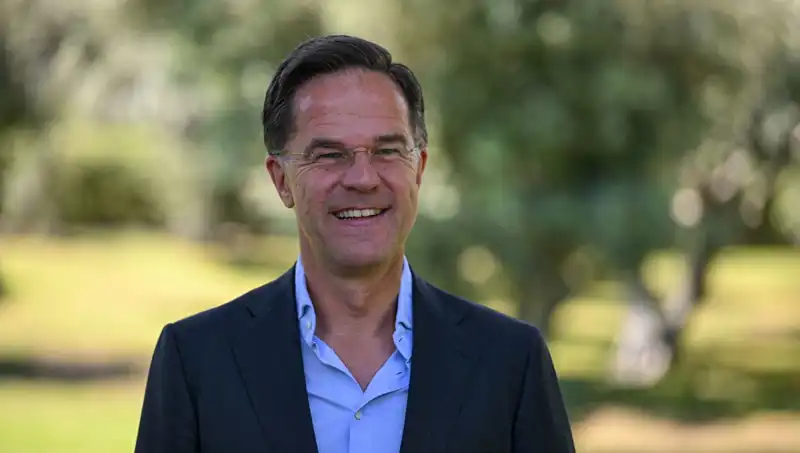 Rutte'den Eurofighter Açıklaması: Müttefiklerimize Kısıtlama Getirilmemesi Çağrısı