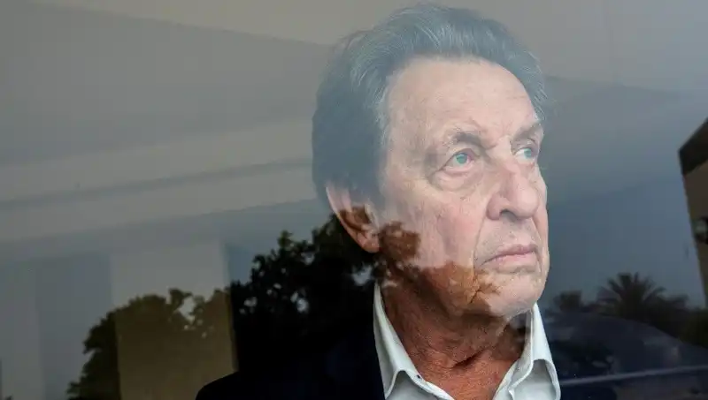 Elon Musk’ın Babasından Şok İtiraflar: 3 Cinayet Açıklaması ve Büyücülük İddiası