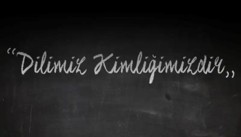 Türk Dil Bayramı: Anlamı ve Kutlama Mesajlarıyla Dolu Bir Gün