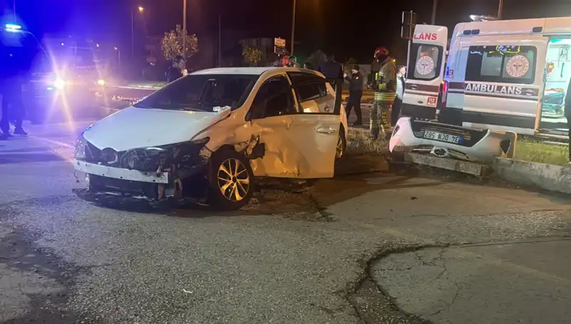Pikap ile Otomobilin Çarpıştığı Kazada Detaylar Ortaya Çıktı