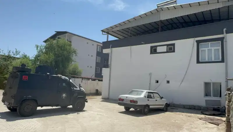 Babalar Günü’nde Dehşet Anları: Oğul Babasına Çekiçle Saldırdı