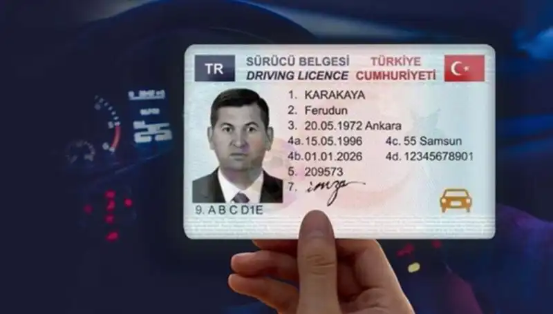Eski Tip Sürücü Belgesi Sahiplerine Kritik Uyarı: Ehliyet Yenileme Tarihleri Açıklandı!