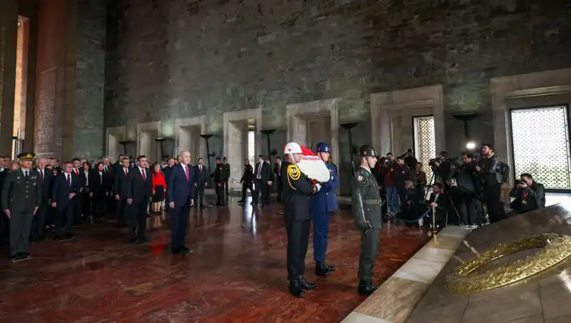 Türkiye’nin İhtişamlı Mirası: Devlet Erkanı Anıtkabir’de Bir Araya Geldi