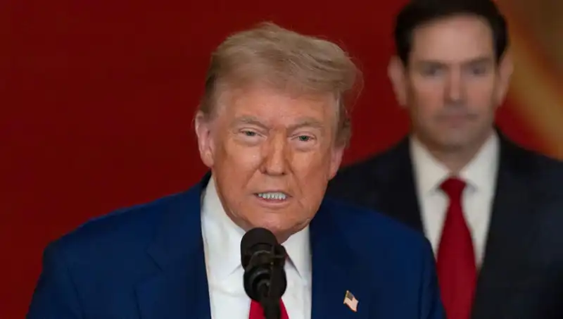 Trump, İran'ın Nükleer Projelerine 30 Milyar Dolar Yardımı Seslendiren Habere Sert Tepki Gösterdi