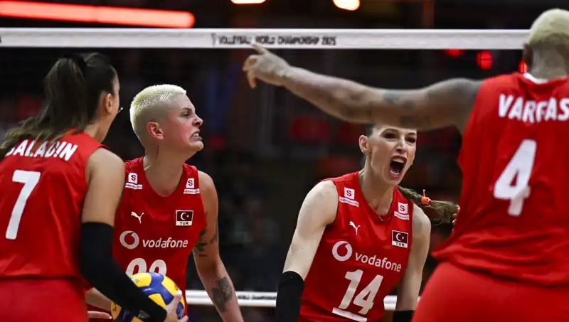 Türkiye ve Japonya Voleybol Maçı: Filenin Sultanları Parkede Galibiyet İçin Mücadele Edecek!