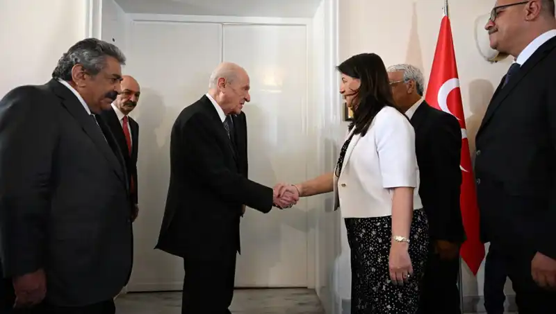 MHP Lideri Bahçeli, DEM Parti Temsilcileriyle Kritik Görüşme Gerçekleştirdi