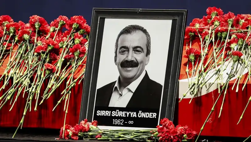 Meclis’te Sırrı Süreyya Önder Anması: Anılar ve Mesajlar