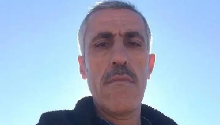 Gençlere "Çime Basmayın" Diye Uyarı Yapan Adam Bıçaklı Saldırıya Uğradı